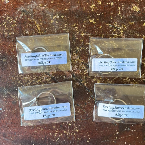 925 Sterling Silver Cursive “Love” Word Ring - Picture 13 of 17